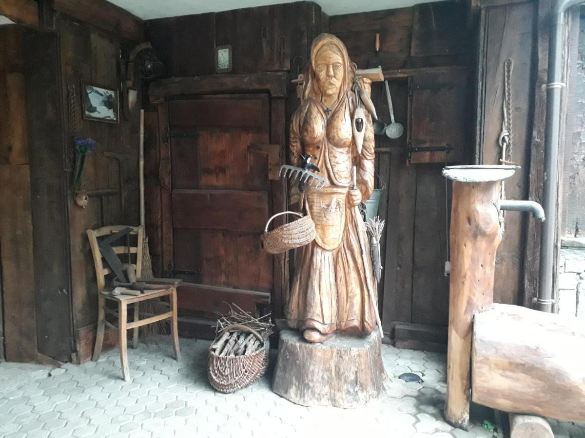 Maison Lazier Châtillon Exteriör bild