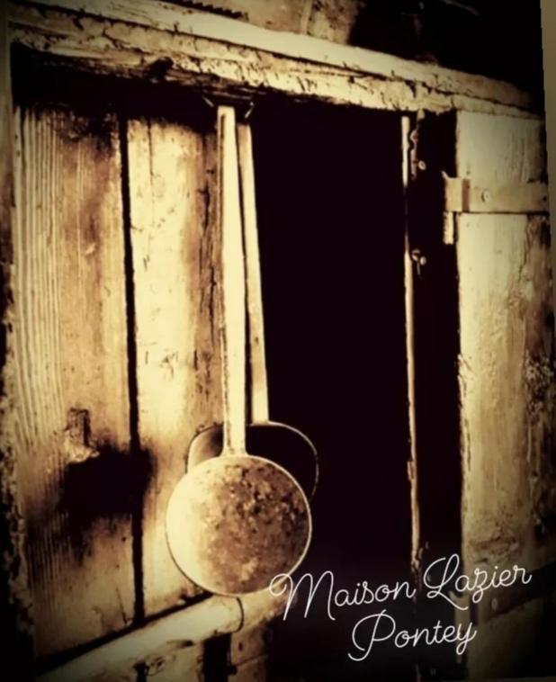 Maison Lazier Châtillon Exteriör bild